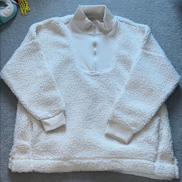 aerie Jackets & Blazers - Women’s Aerie Cozy Sherpa Quarter-Zip Pullover Jacket - Cream/White